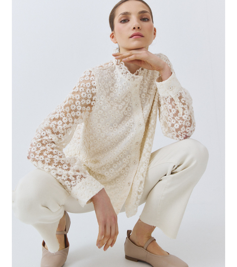 CAMISA TRANSPARENTE BORDADO FLORES | MULAYA