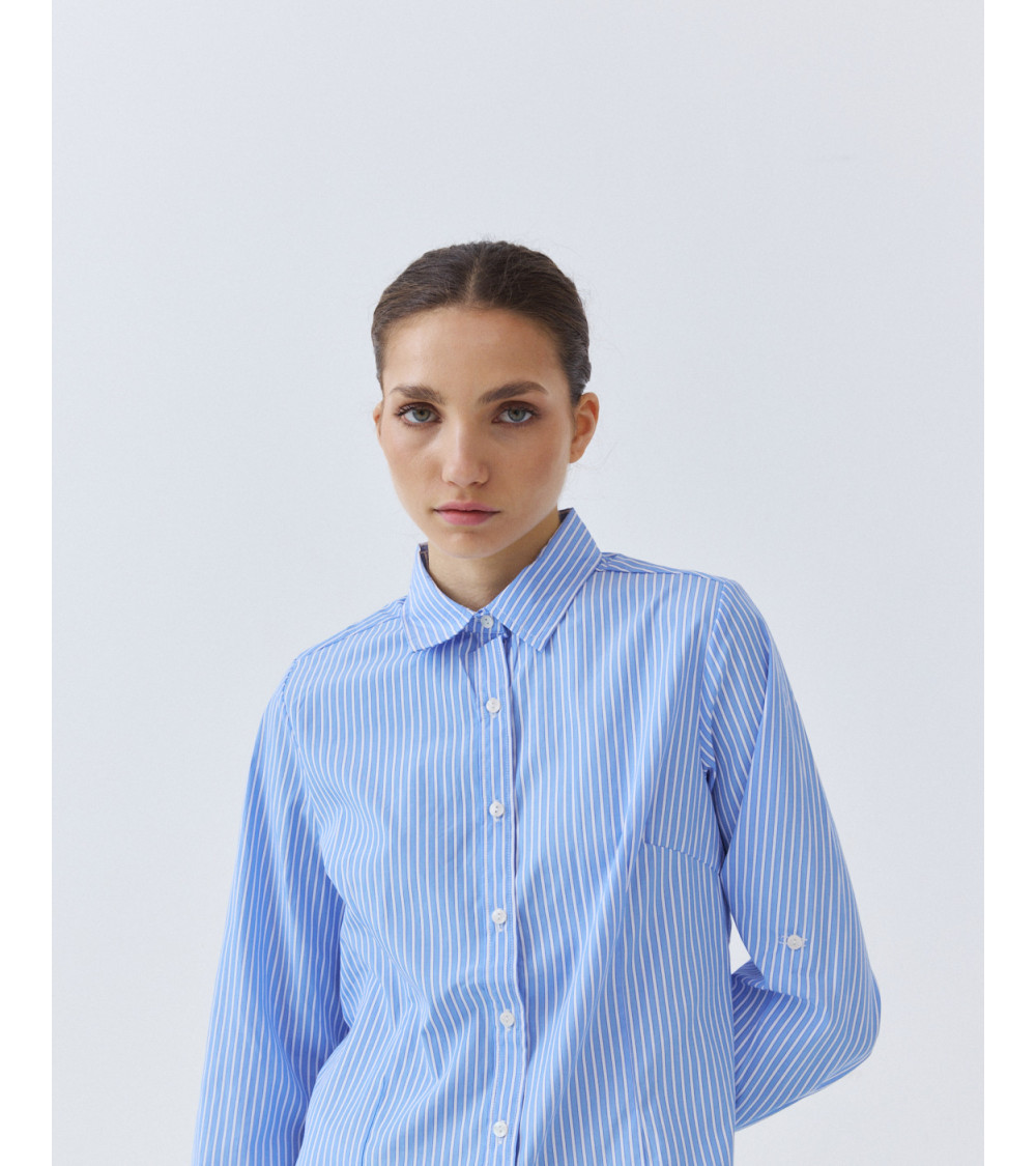 CAMISA RAYAS FINAS CON CUELLO SOLAPA | MULAYA