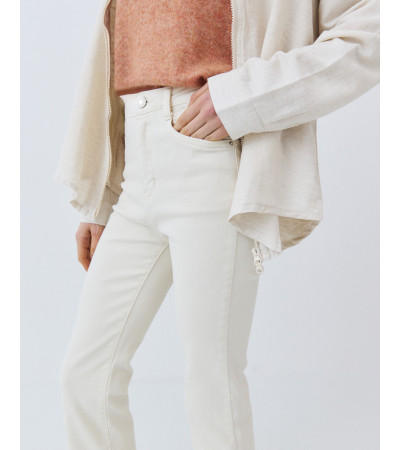 JEANS FLARE BAJO DESFLECADO | MULAYA