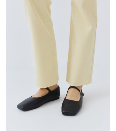 JEANS FLARE BAJO DESFLECADO | MULAYA