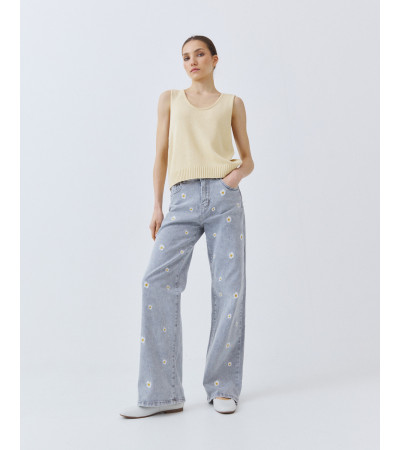 JEANS WIDE LEG CON MARGARITAS BORDADAS | MULAYA