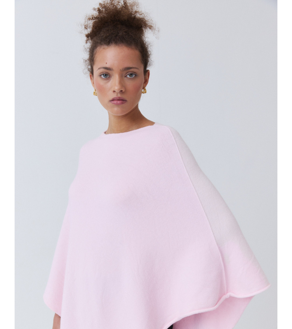 CAPA DE PUNTO GRUESO CON CUELLO BARCO | MULAYA