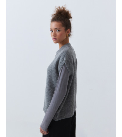 CHALECO DE PUNTO CON CREMALLERA Y LANA | MULAYA