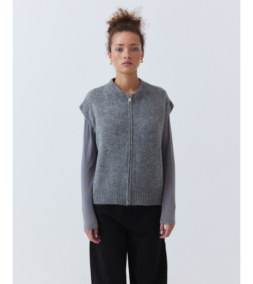 CHALECO DE PUNTO CON CREMALLERA Y LANA | MULAYA