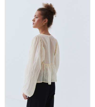 BLUSA PLIEGUES SEMITRANSPARENTE Y PEPLUM | MULAYA