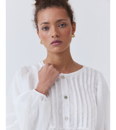 BLUSA PLIEGUES SEMITRANSPARENTE Y PEPLUM | MULAYA