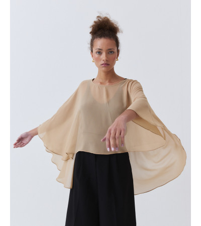 CAPA SEMITRANSPARENTE CON CAÍDA ASIMÉTRICA | MULAYA