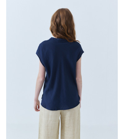 BLUSA MANGA SISA CON CUELLO MAO Y ESCOTE PICO | MULAYA