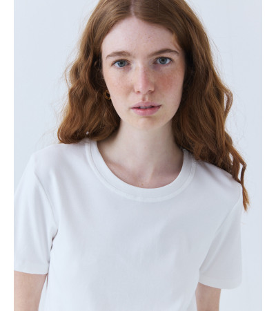 CAMISETA MANGA CORTA DE ALGODÓN CON CUELLO REDONDO | MULAYA