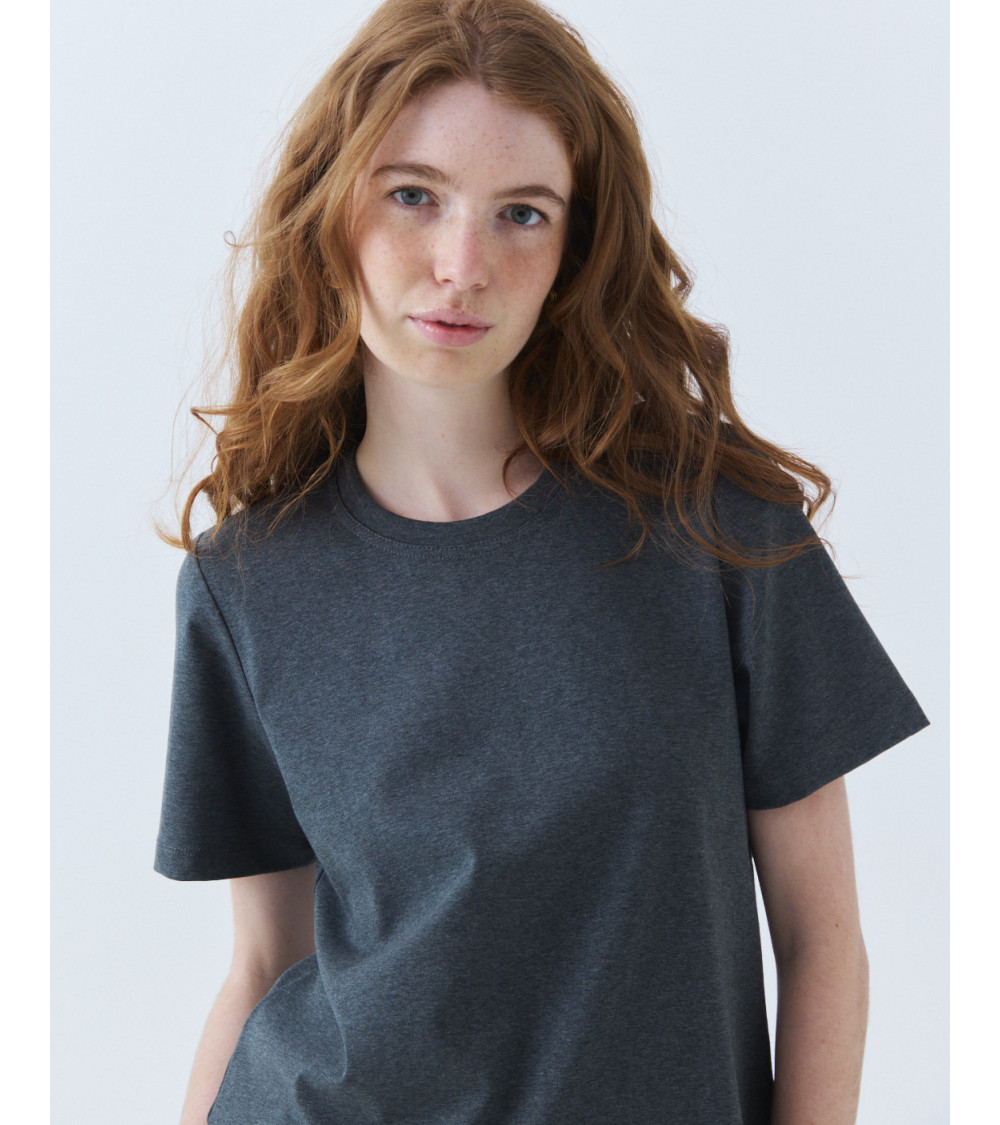 CAMISETA MANGA CORTA DE ALGODÓN CON CUELLO REDONDO | MULAYA