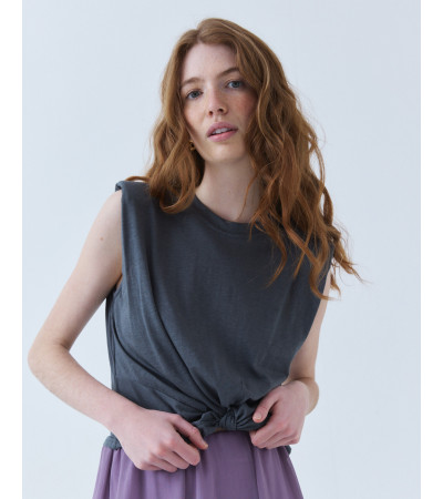 CAMISETA MANGA SISA CON NUDO Y HOMBRERAS | MULAYA