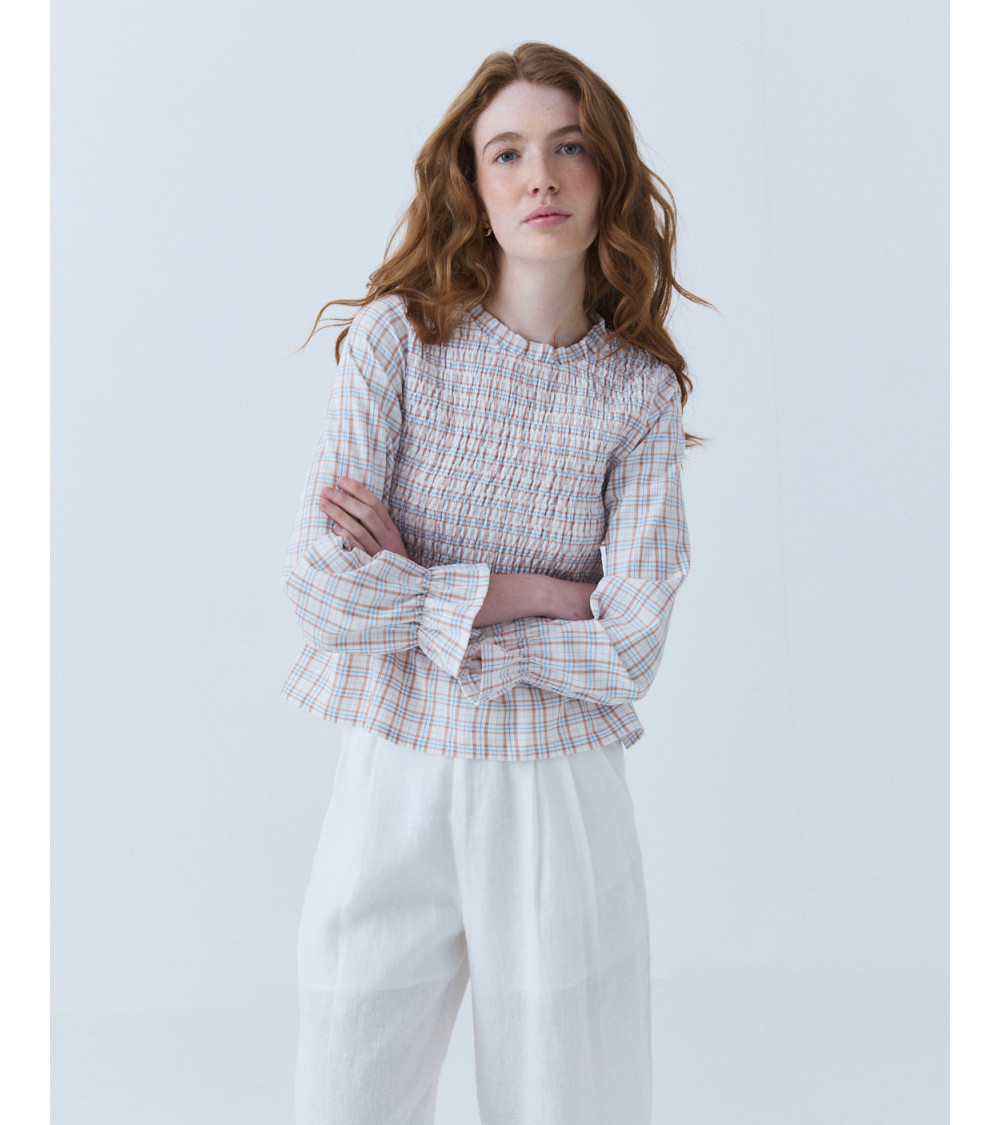 BLUSA TEXTURA NIDO DE ABEJA Y PEPLUM | MULAYA