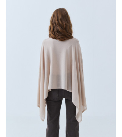 CAPA DE PUNTO FINO CON PUNTAS ASIMÉTRICAS | MULAYA