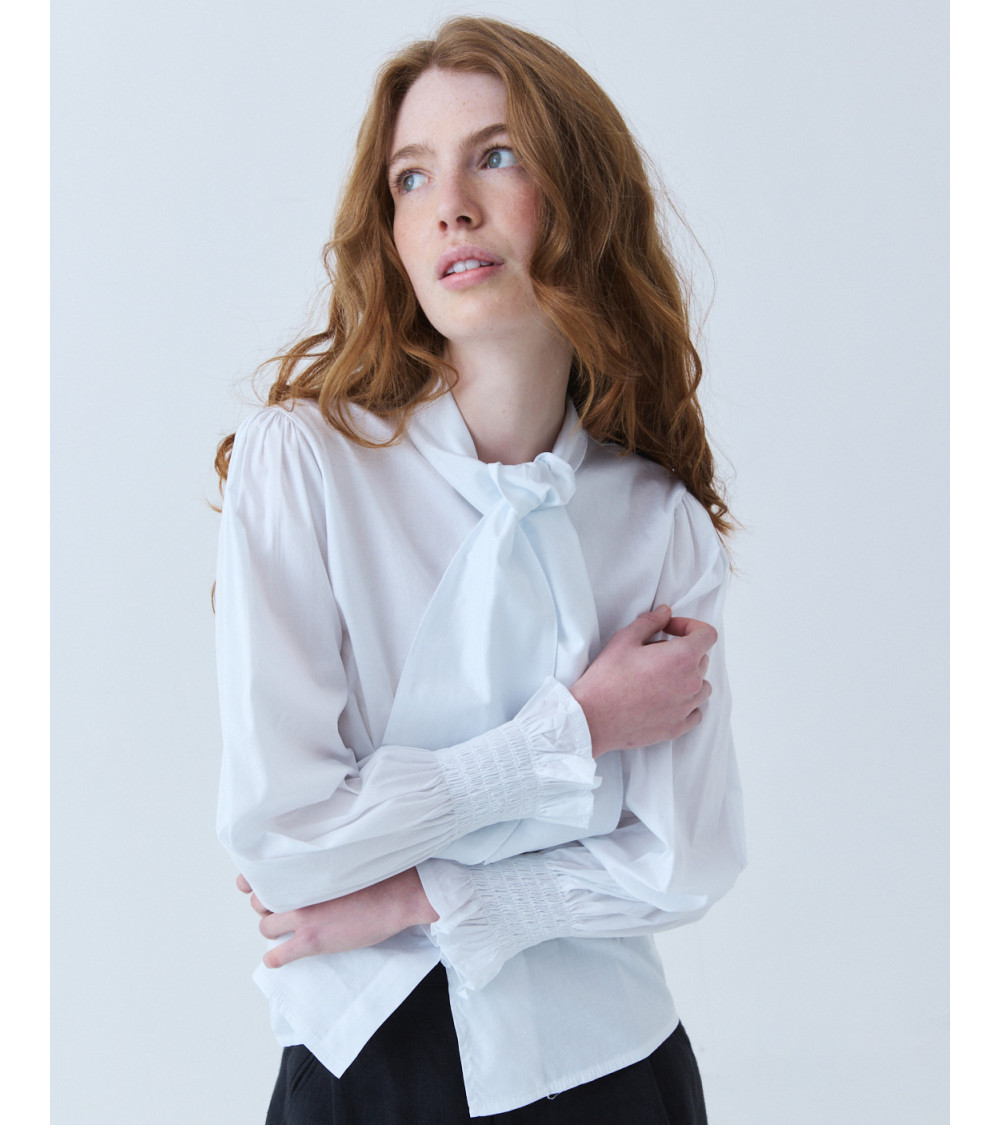 CAMISA DE ALGODÓN CON LAZADA Y PUÑOS VOLANTE | MULAYA