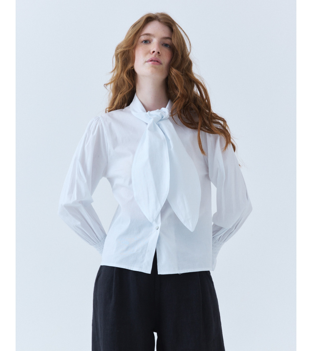 CAMISA DE ALGODÓN CON LAZADA Y PUÑOS VOLANTE | MULAYA