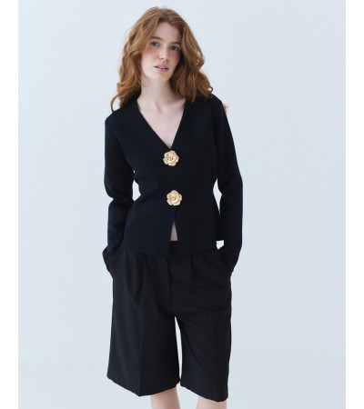 Chaqueta Punto con Broches Dorados y Cuello V | MULAYA