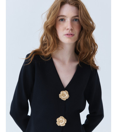 Chaqueta Punto con Broches Dorados y Cuello V | MULAYA