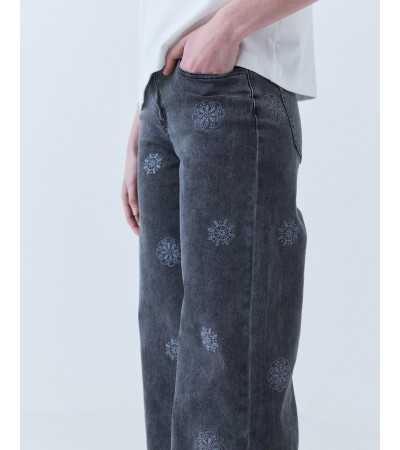 JEANS WIDE LEG CROPPED CON BORDADOS | MULAYA