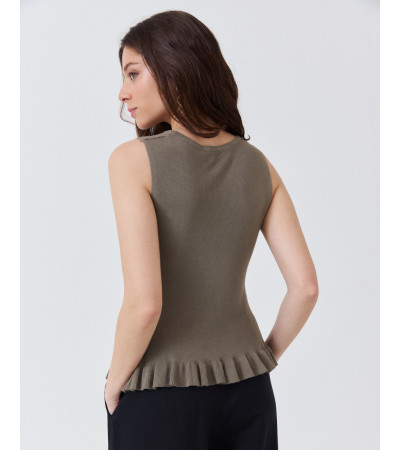 TOP DE PUNTO SIN MANGAS CON VOLANTES | MULAYA