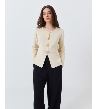 CHAQUETA DE PUNTO CON CORTE PEPLUM Y BOTONES JOYA | MULAYA