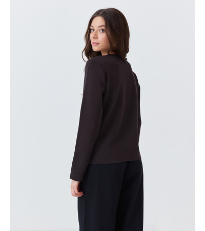 CHAQUETA DE PUNTO CON CORTE PEPLUM Y BOTONES JOYA | MULAYA