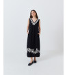 VESTIDO MIDI NEGRO CON BORDADOS FLORALES | MULAYA
