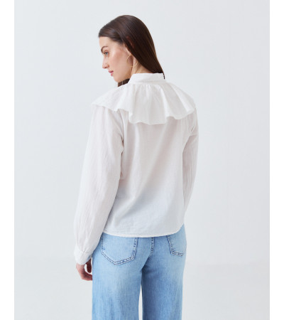 BLUSA DE ALGODÓN CON VOLANTES Y LAZADA | MULAYA