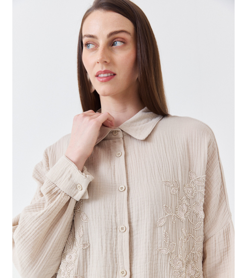 CAMISA DE FLORES BORDADA CON CANUTILLOS | MULAYA