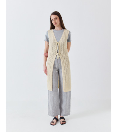 CHALECO LARGO DE PUNTO BRILLANTE CON LAZADA | MULAYA