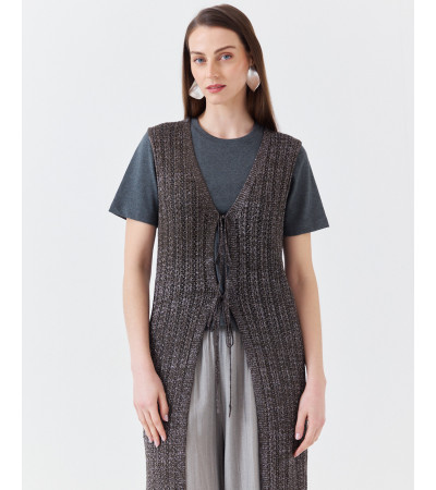 CHALECO LARGO DE PUNTO BRILLANTE CON LAZADA | MULAYA