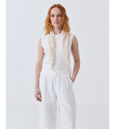 PAÑUELO TRIANGULAR DE ENCAJE DE ALGODÓN | MULAYA