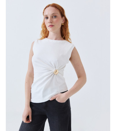 CAMISETA MANGA SISA CON DETALLE DE PLIEGUES | MULAYA