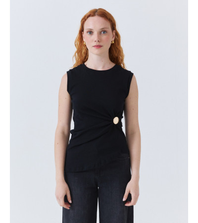 CAMISETA MANGA SISA CON DETALLE DE PLIEGUES | MULAYA