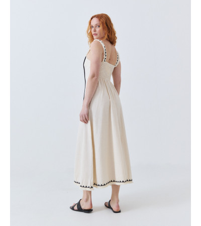 VESTIDO LARGO ESCOTE CUADRADO Y DETALLE ETNICO | MULAYA