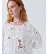 BLUSA DE ALGODÓN CON BORDADOS FLORALES Y CROCHET | MULAYA