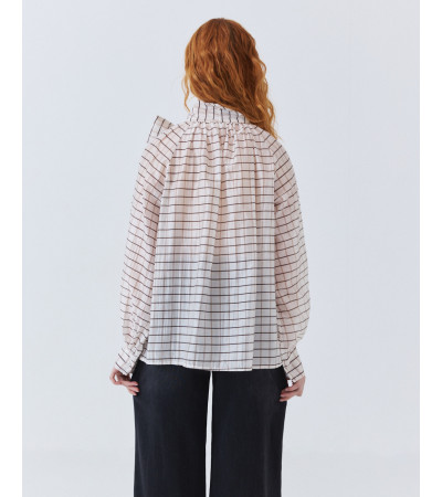 BLUSA DE CUELLO ALTO CON LAZADA Y PUÑOS DE BOTONES | MULAYA