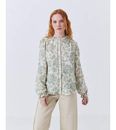 CAMISA CON DETALLES PERFORADOS Y ENCADE | MULAYA