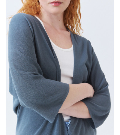 KIMONO CORTO DE PUNTO CON MANGA MURCIÉLAGO | MULAYA