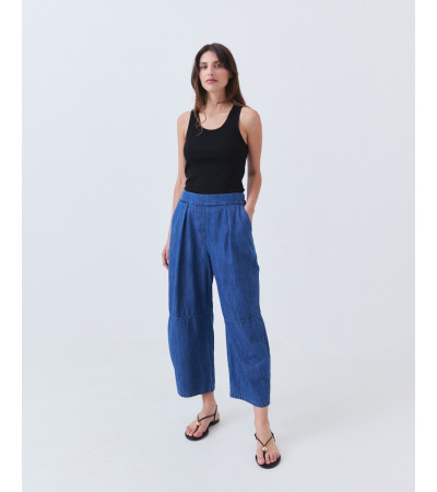 JEANS BARREL FIT CON DETALLE DE BLOQUES | MULAYA