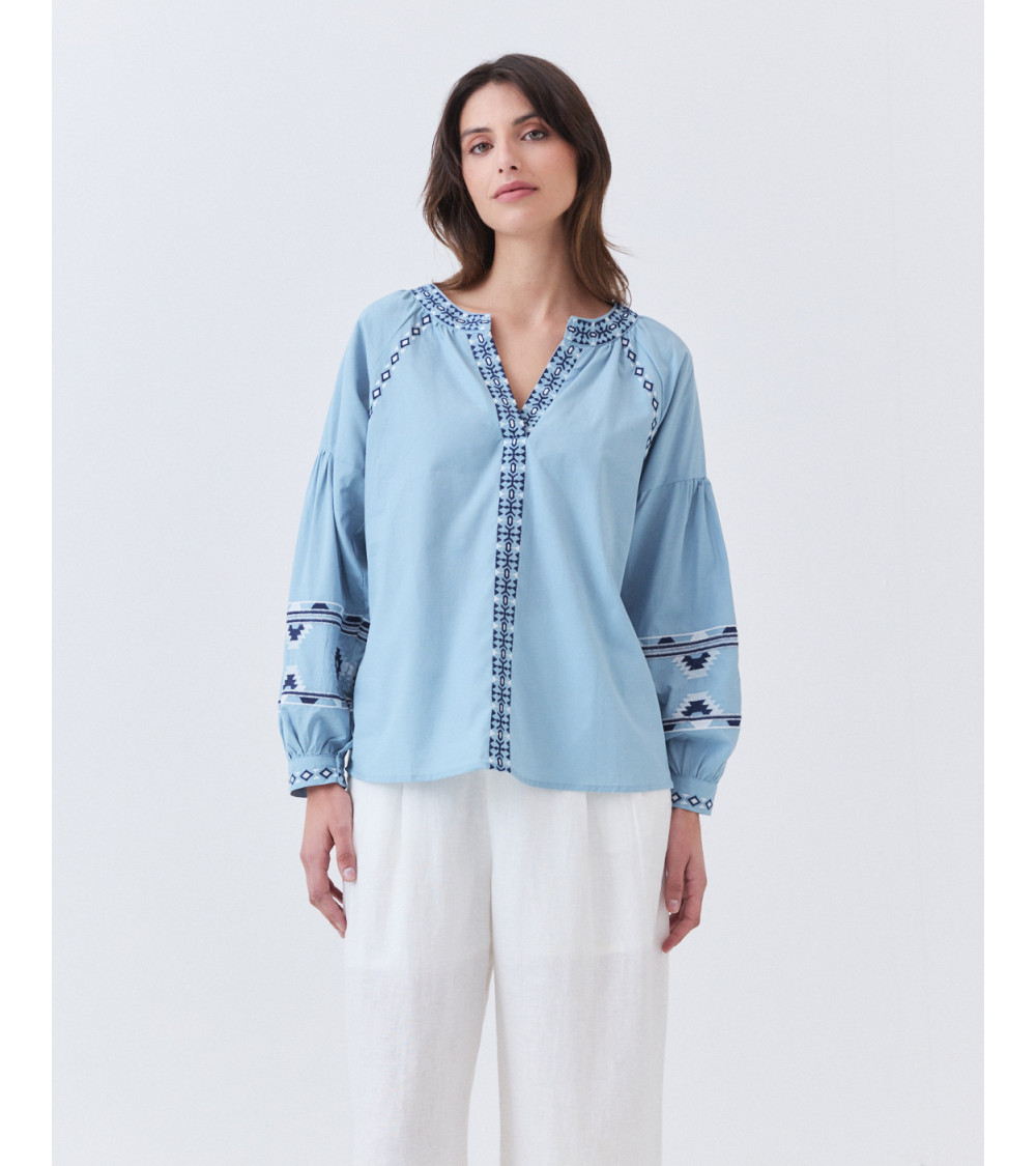 Blusa de Algodón con Bordados y Manga Globo | MULAYA