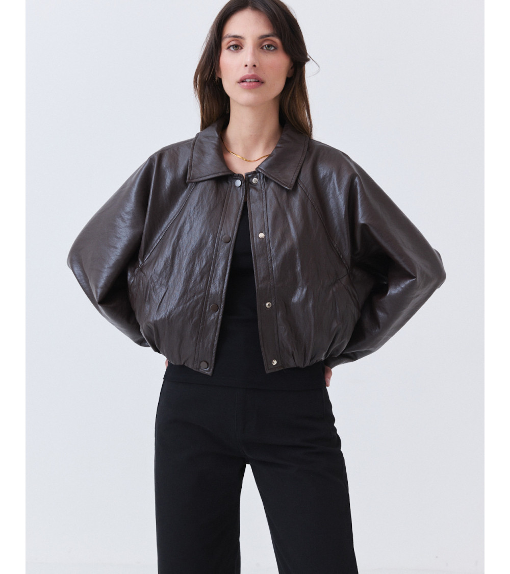 Chaqueta Bomber Efecto Piel con Cuello Solapa | MULAYA