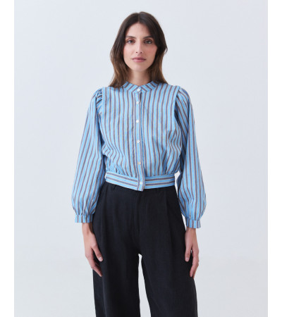 CAMISA CROP DE RAYAS CON CUELLO MAO Y MANGA GLOBO | MULAYA