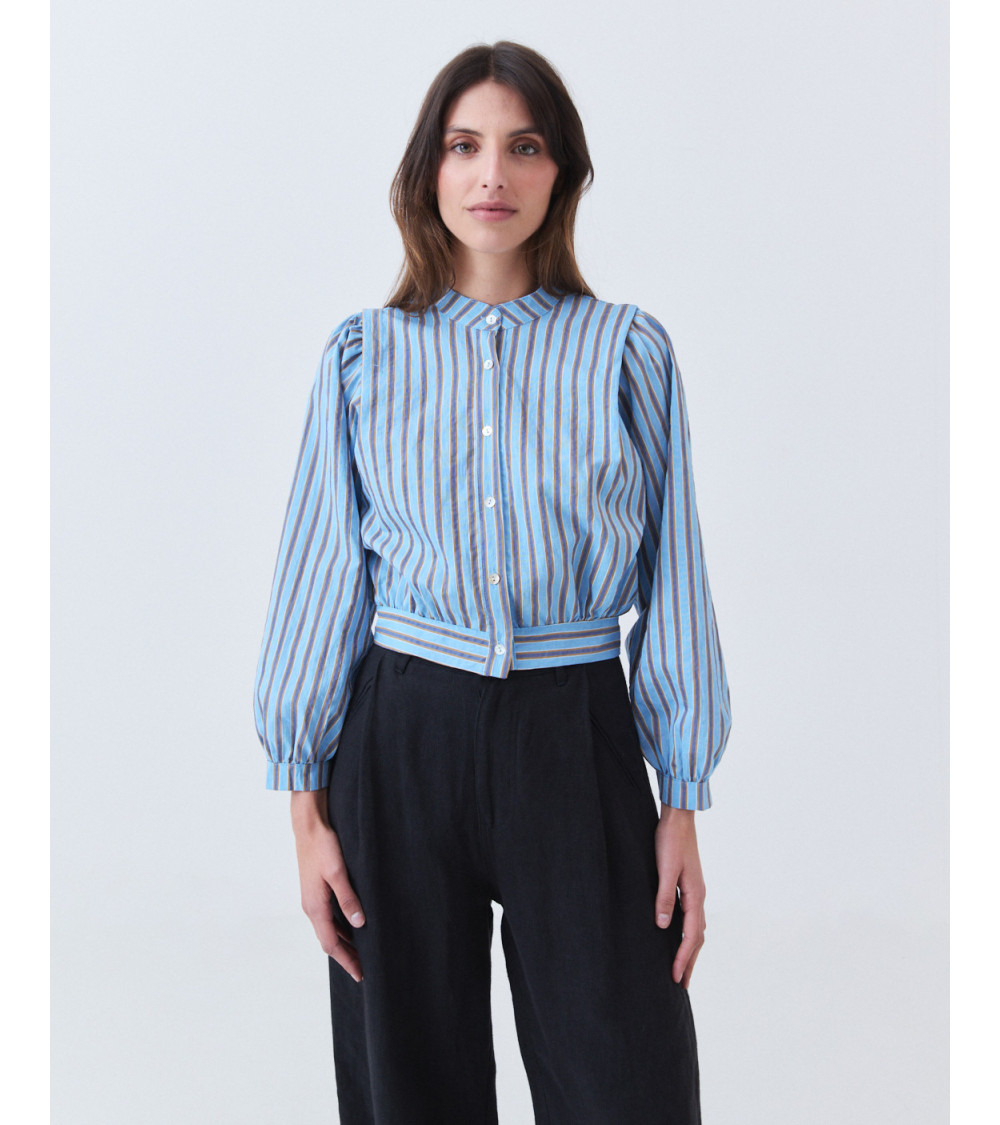 CAMISA CROP DE RAYAS CON CUELLO MAO Y MANGA GLOBO | MULAYA