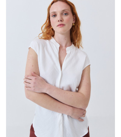 BLUSA MANGA SISA CON CUELLO MAO Y ESCOTE PICO | MULAYA