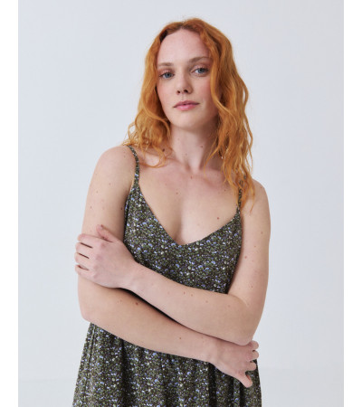 VESTIDO MIDI DE TIRANTES CON ESCOTE EN V | MULAYA