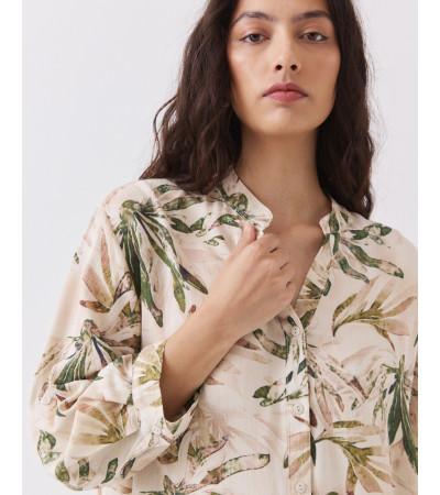 Camisa Estampada con Cuello Mao y Escote Pico | MULAYA