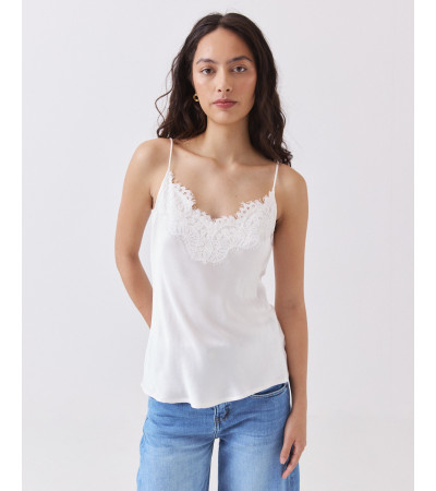 Top de Tirantes Finos con Detalle de Encaje | MULAYA