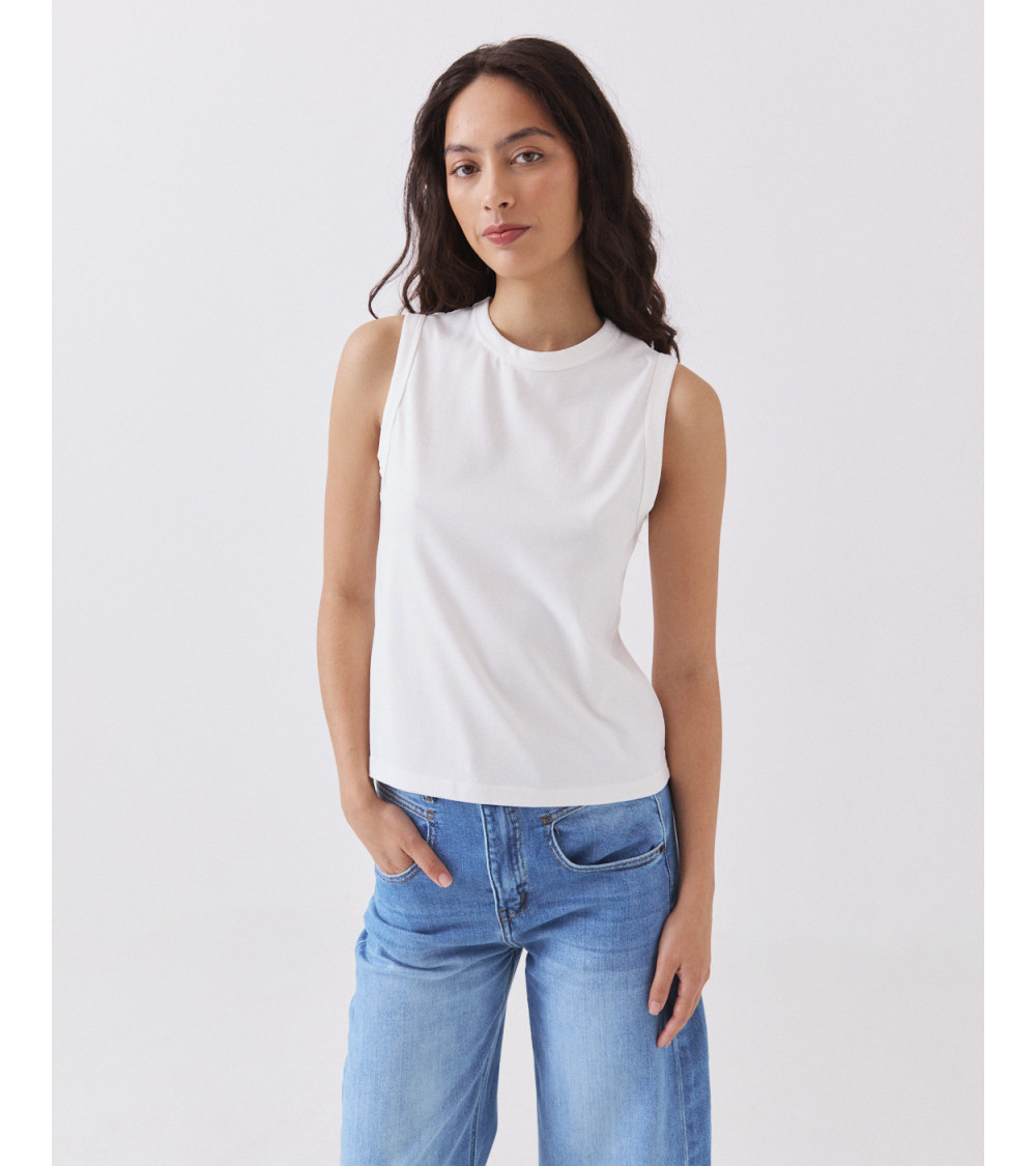 Top Básico Manga Sisa con Cuello Redondo | MULAYA