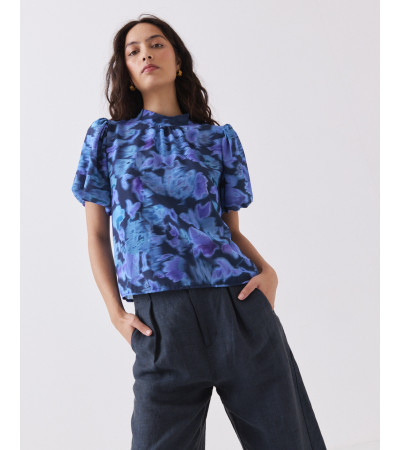 Blusa Cuello Perkin con Estampado y Mangas Abullonadas | MULAYA