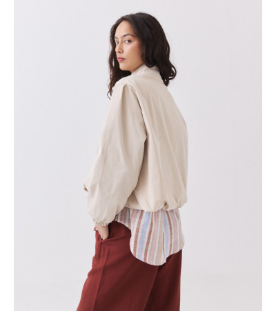 Chaqueta Bomber con Botones y Bajo Abullonado | MULAYA